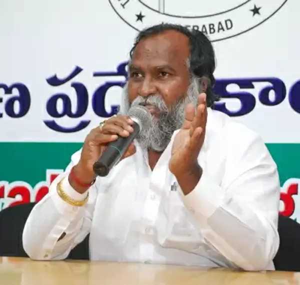 तेलंगाना में कांग्रेस नेता ने पार्टी छोड़ने का फैसला किया